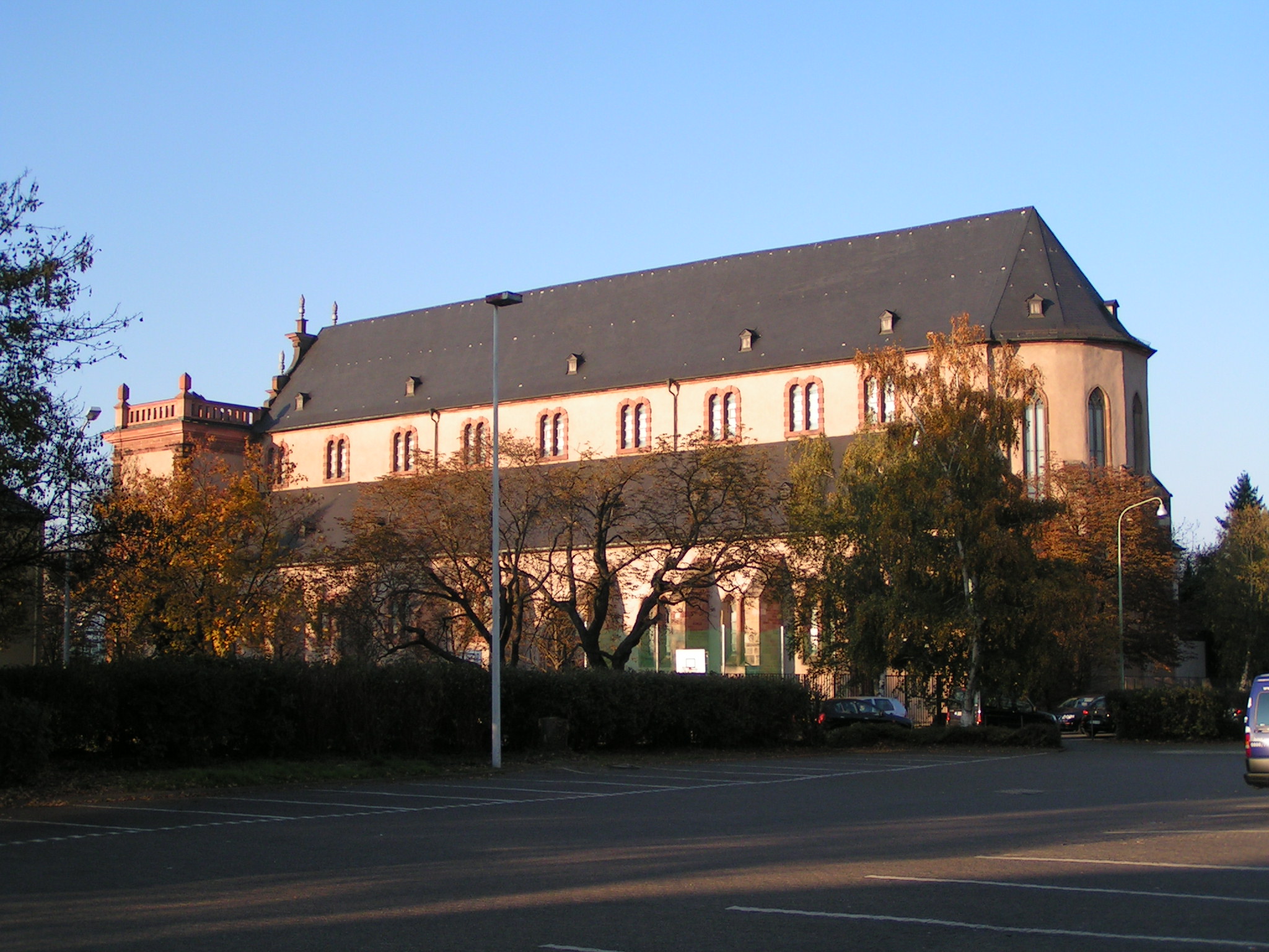 St. Maximin in Trier, heute als Sporthalle und Konzertsaal genutzt. (Foto: Stefan Kühn, CC BY-SA 3.0)